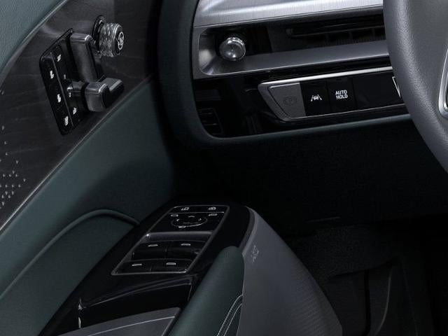 2026 Cadillac LYRIQ Signature Sport