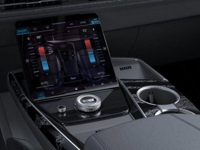 2026 Cadillac ESCALADE IQL Luxury