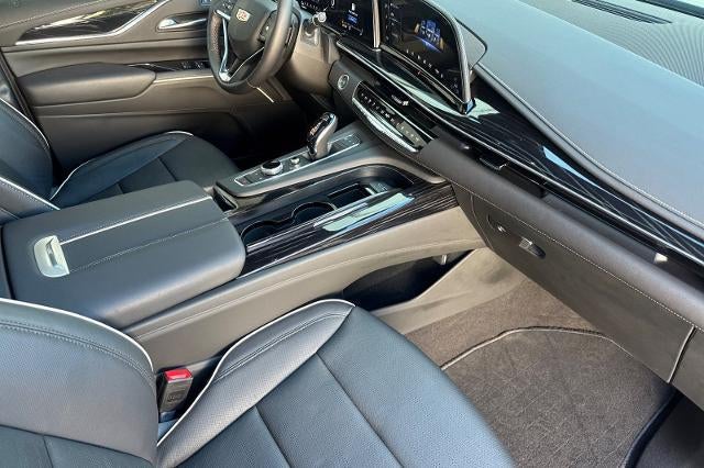 2024 Cadillac Escalade Sport