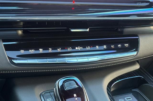 2024 Cadillac Escalade Sport