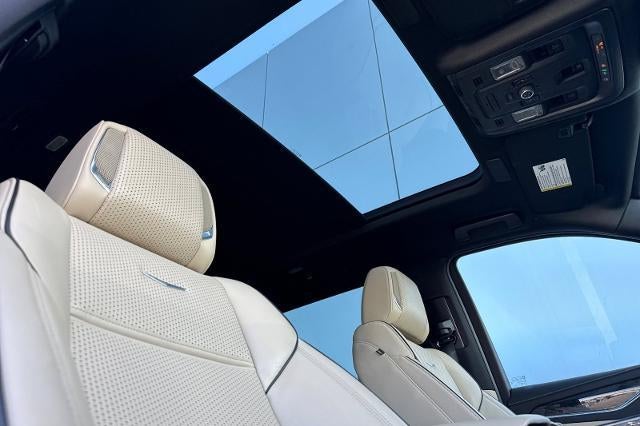 2023 Cadillac Escalade ESV Premium Luxury