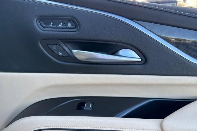 2023 Cadillac Escalade ESV Premium Luxury