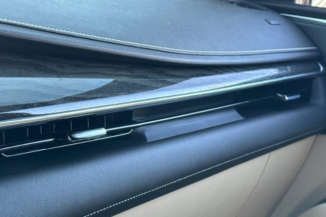 2023 Cadillac Escalade ESV Premium Luxury