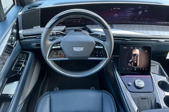 2025 Cadillac ESCALADE IQ Luxury 2
