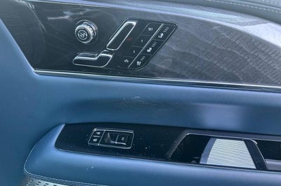 2025 Cadillac ESCALADE IQ Luxury 2