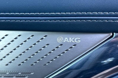 2025 Cadillac ESCALADE IQ Luxury 2