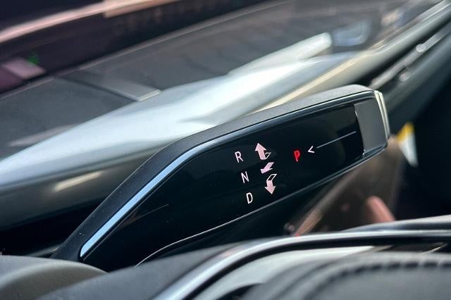 2025 Cadillac ESCALADE IQ Luxury 2