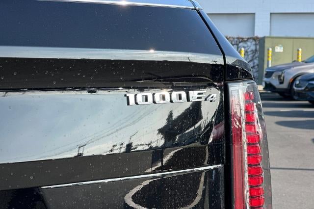 2025 Cadillac ESCALADE IQ Luxury 2