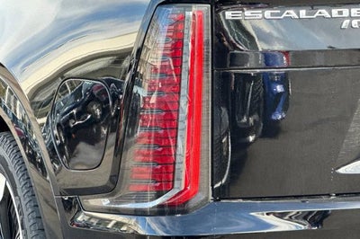 2025 Cadillac ESCALADE IQ Sport 2