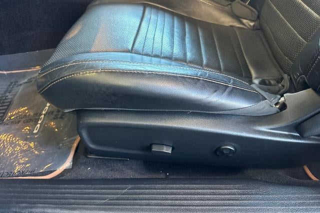 2015 Dodge Challenger R/T Scat Pack Shaker
