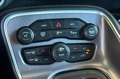 2015 Dodge Challenger R/T Scat Pack Shaker