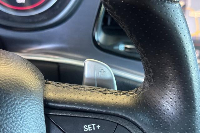 2015 Dodge Challenger R/T Scat Pack Shaker
