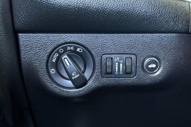 2015 Dodge Challenger R/T Scat Pack Shaker