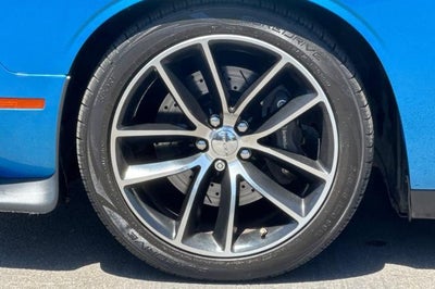 2015 Dodge Challenger R/T Scat Pack Shaker