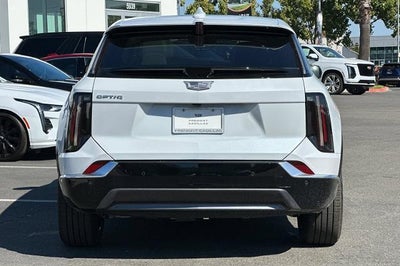 2027 Cadillac OPTIQ Luxury
