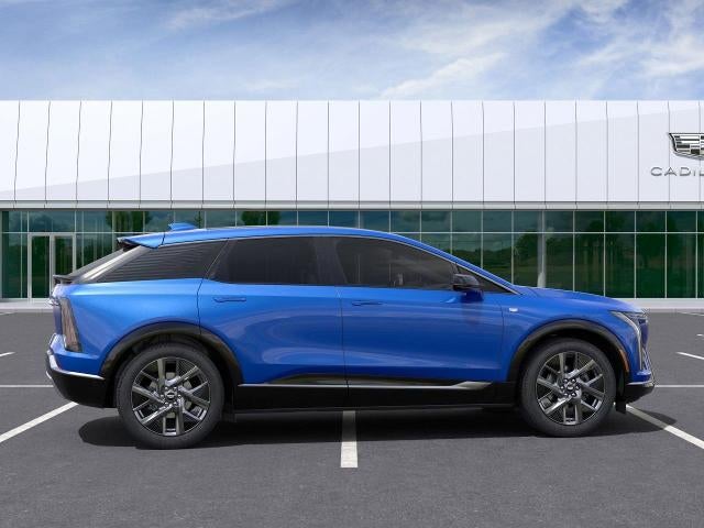 2025 Cadillac OPTIQ Luxury 1