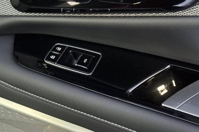 2025 Cadillac OPTIQ Luxury 1