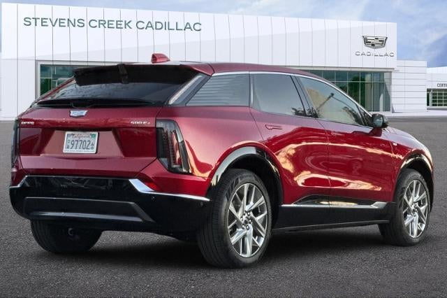 2025 Cadillac OPTIQ Luxury 1