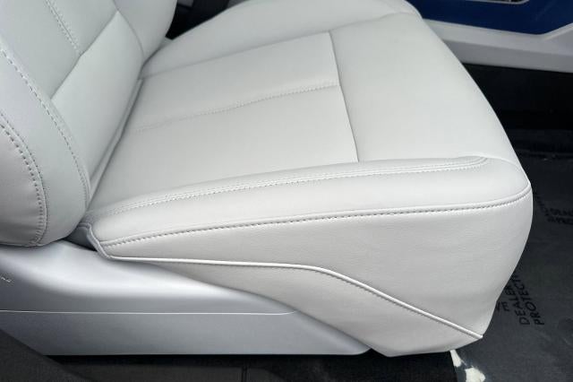 2025 Cadillac OPTIQ Luxury 1