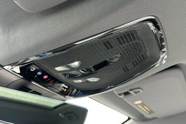 2025 Cadillac OPTIQ Luxury 1