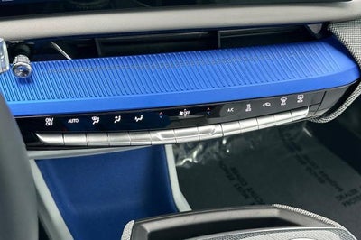 2025 Cadillac OPTIQ Luxury 1