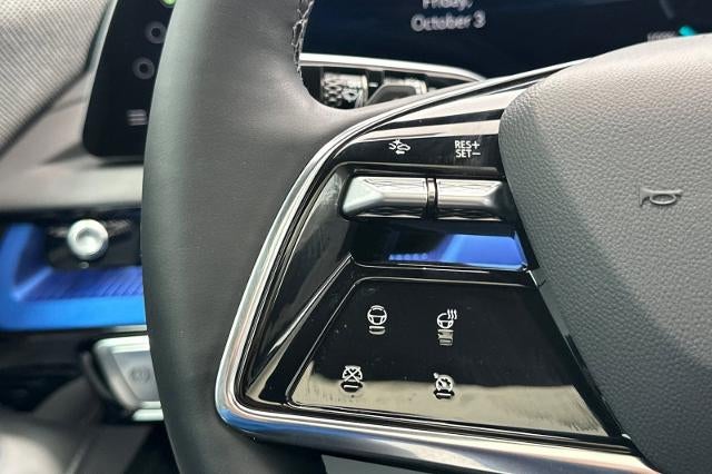 2025 Cadillac OPTIQ Luxury 1