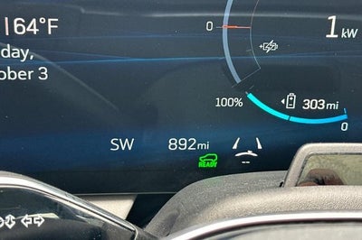 2025 Cadillac OPTIQ Luxury 1