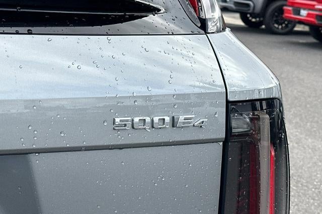 2025 Cadillac OPTIQ Luxury 1