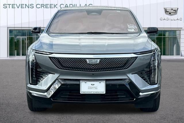 2025 Cadillac OPTIQ Luxury 1