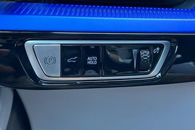 2026 Cadillac OPTIQ Premium Luxury