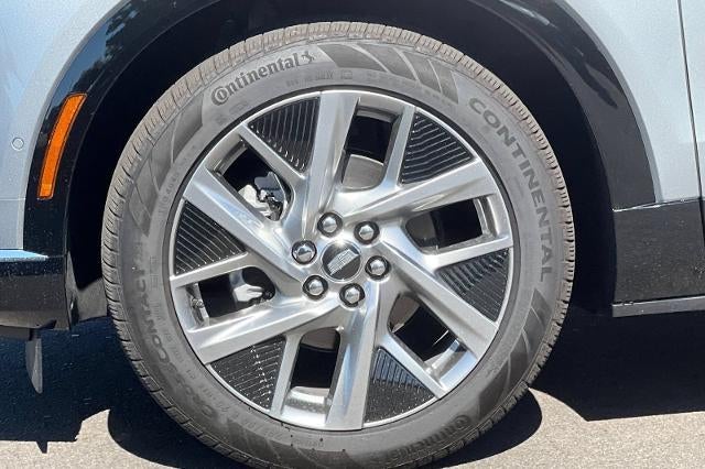 2026 Cadillac OPTIQ Premium Luxury