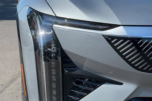 2026 Cadillac OPTIQ Premium Luxury