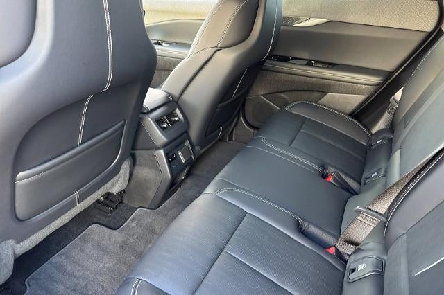 2025 Cadillac OPTIQ Sport 2