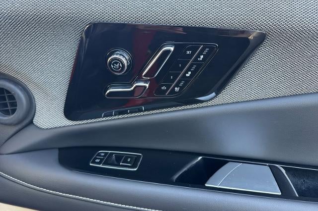 2025 Cadillac OPTIQ Sport 2