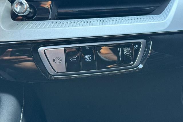 2025 Cadillac OPTIQ Sport 2