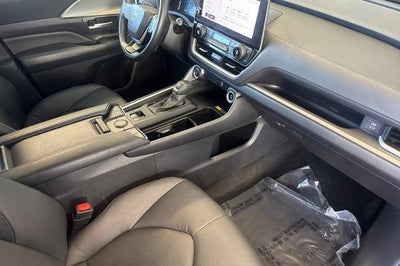 2025 Toyota Grand Highlander XLE