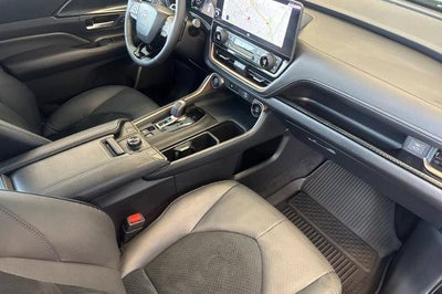 2025 Toyota Grand Highlander Hybrid MAX Limited
