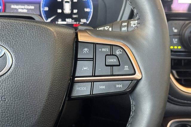 2025 Toyota Grand Highlander Hybrid MAX Limited
