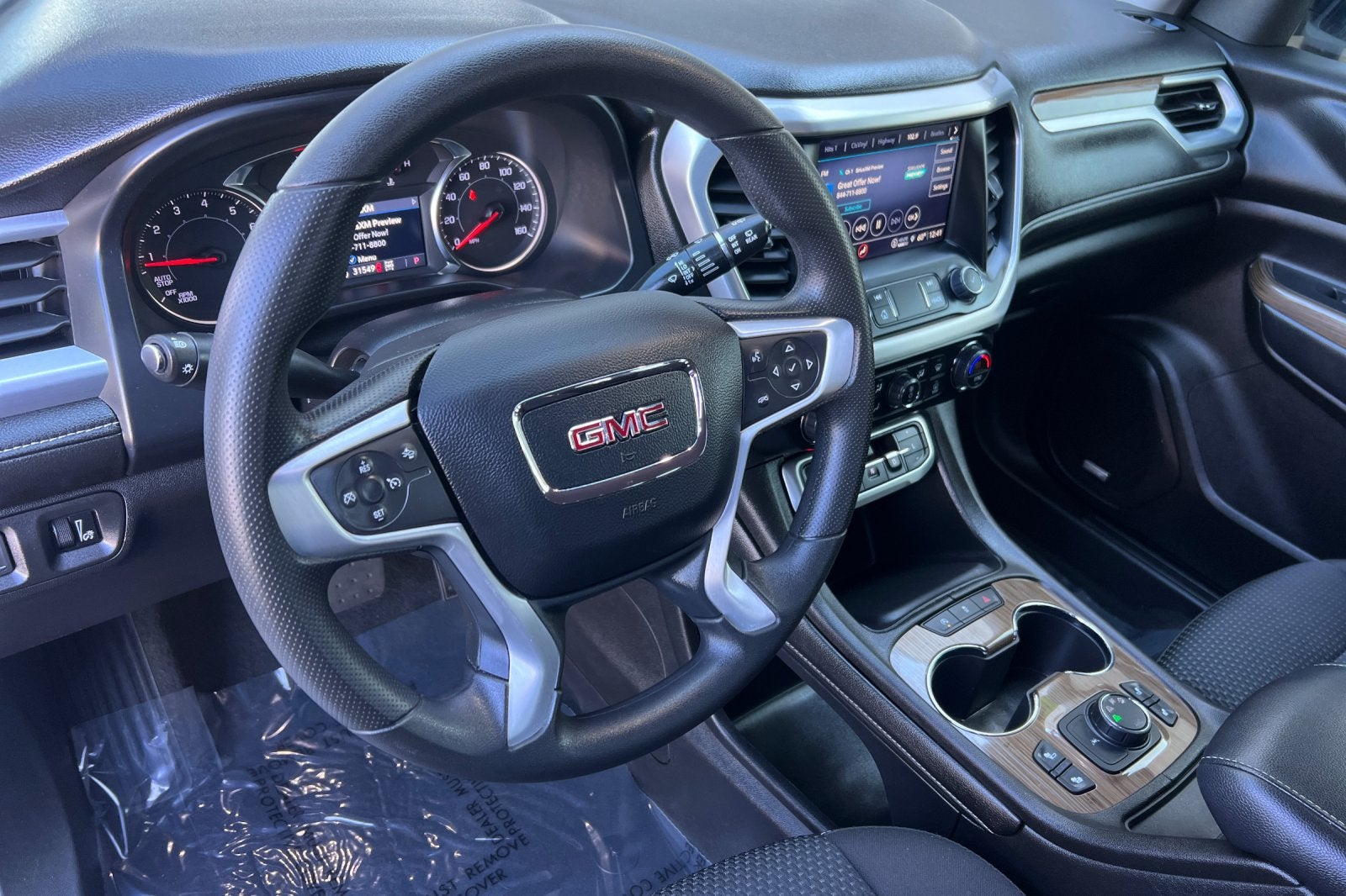 2023 GMC Acadia SLE