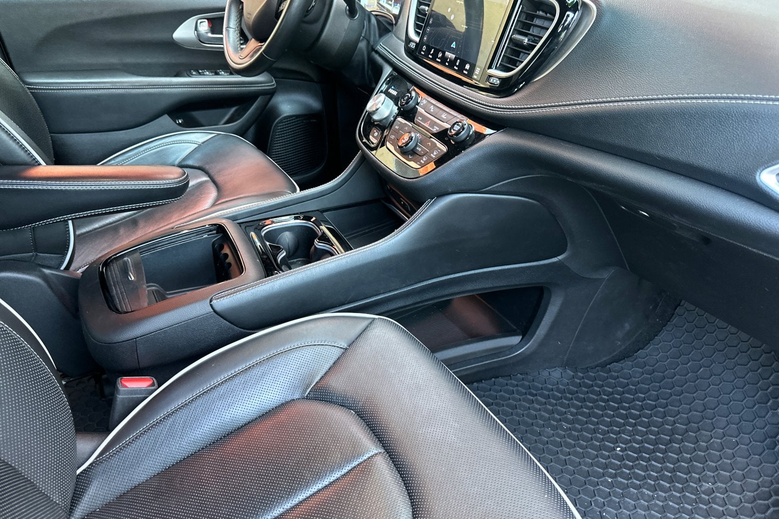 2021 Chrysler Pacifica Hybrid Limited
