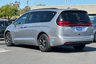 2021 Chrysler Pacifica Hybrid Limited