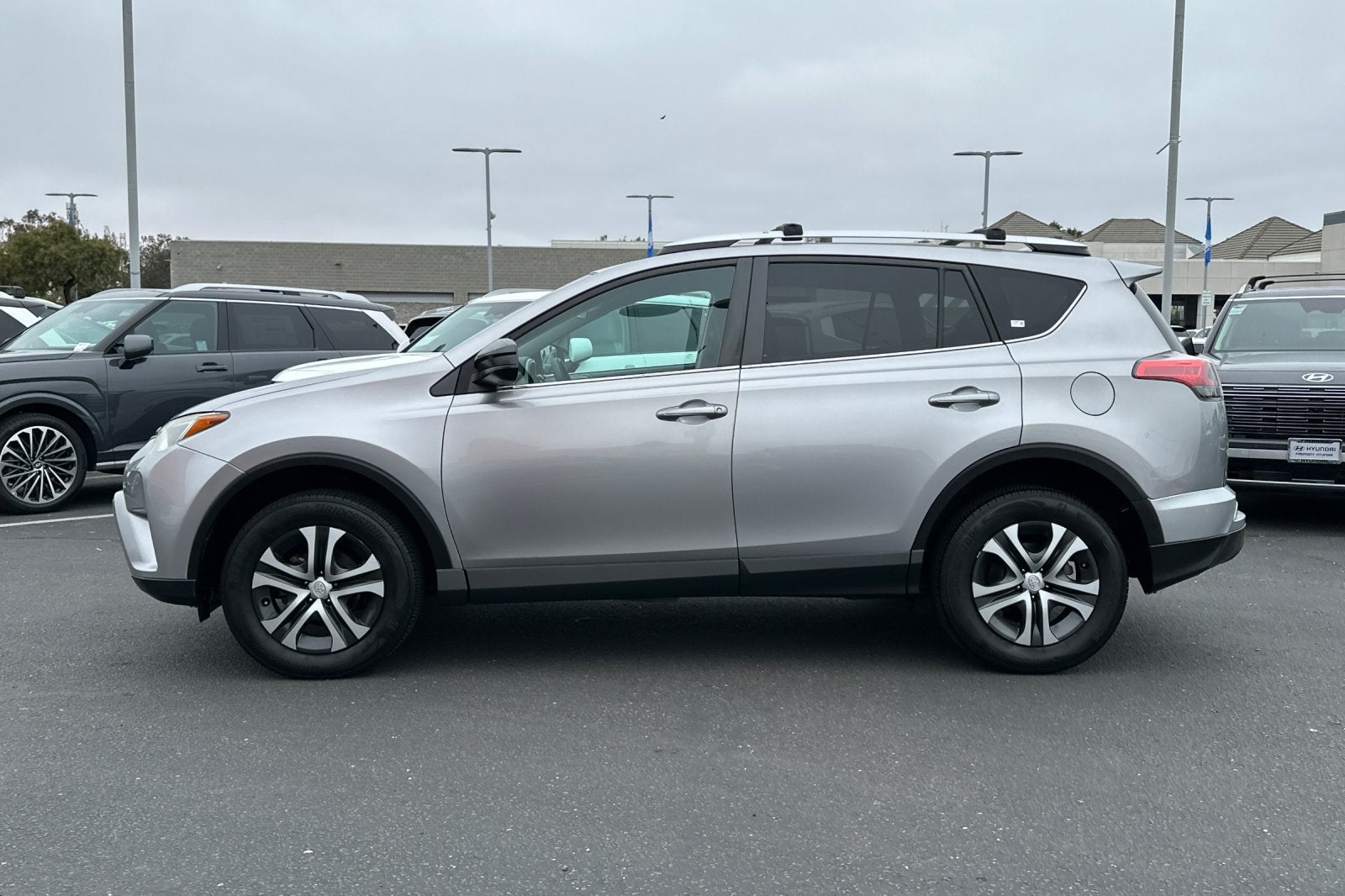 2016 Toyota RAV4 LE