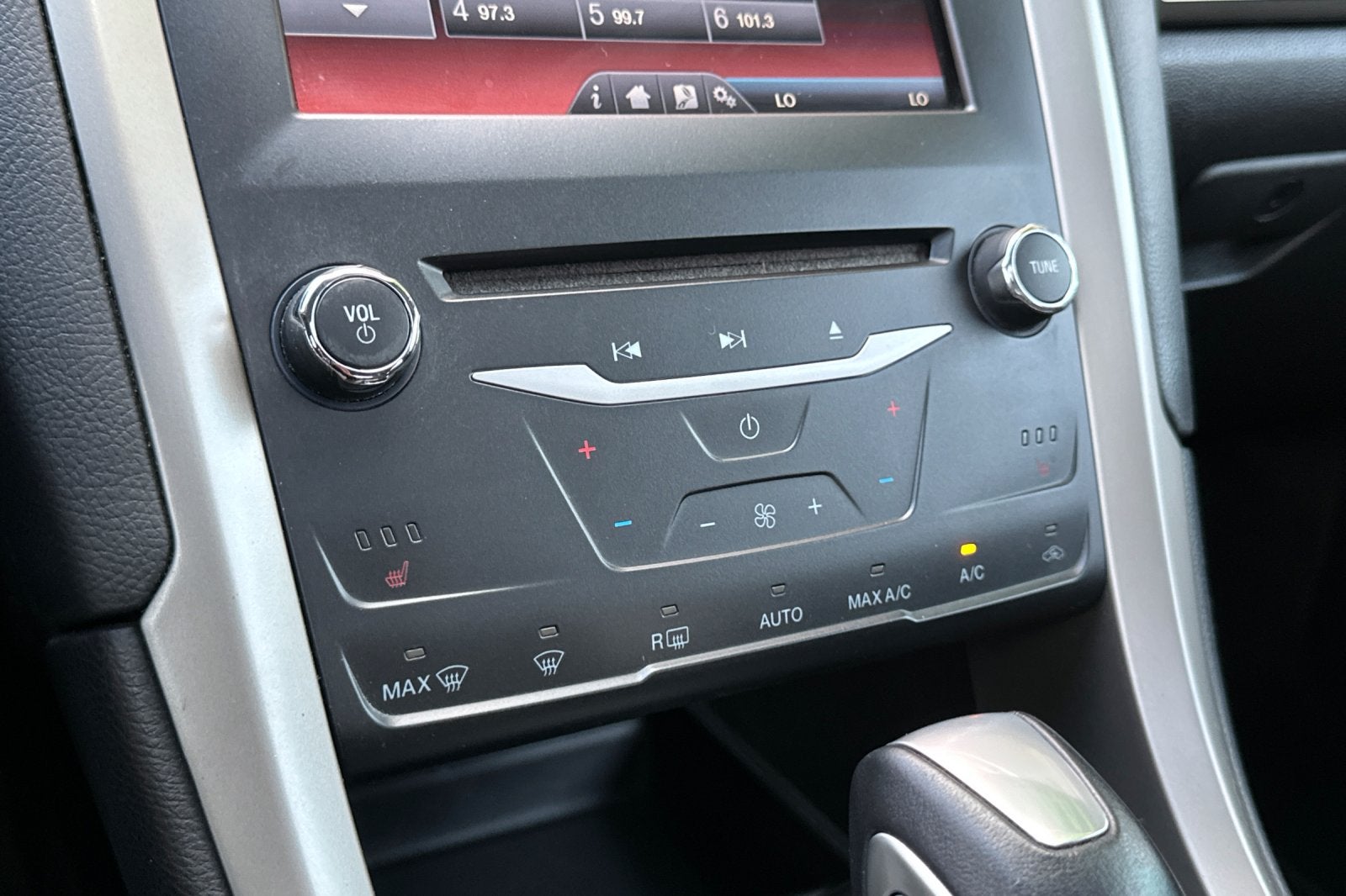 2015 Ford Fusion Hybrid SE