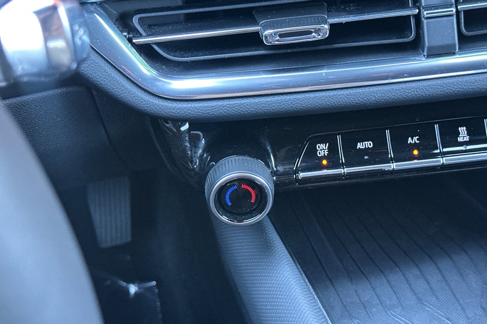 2024 Chevrolet Equinox EV LT