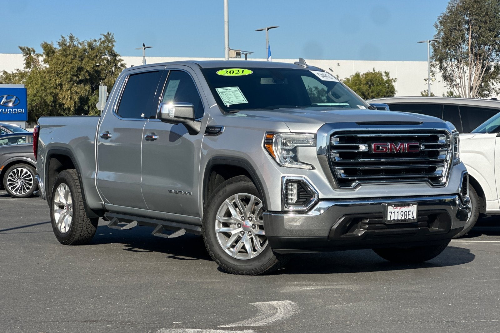 2021 GMC Sierra 1500 SLT