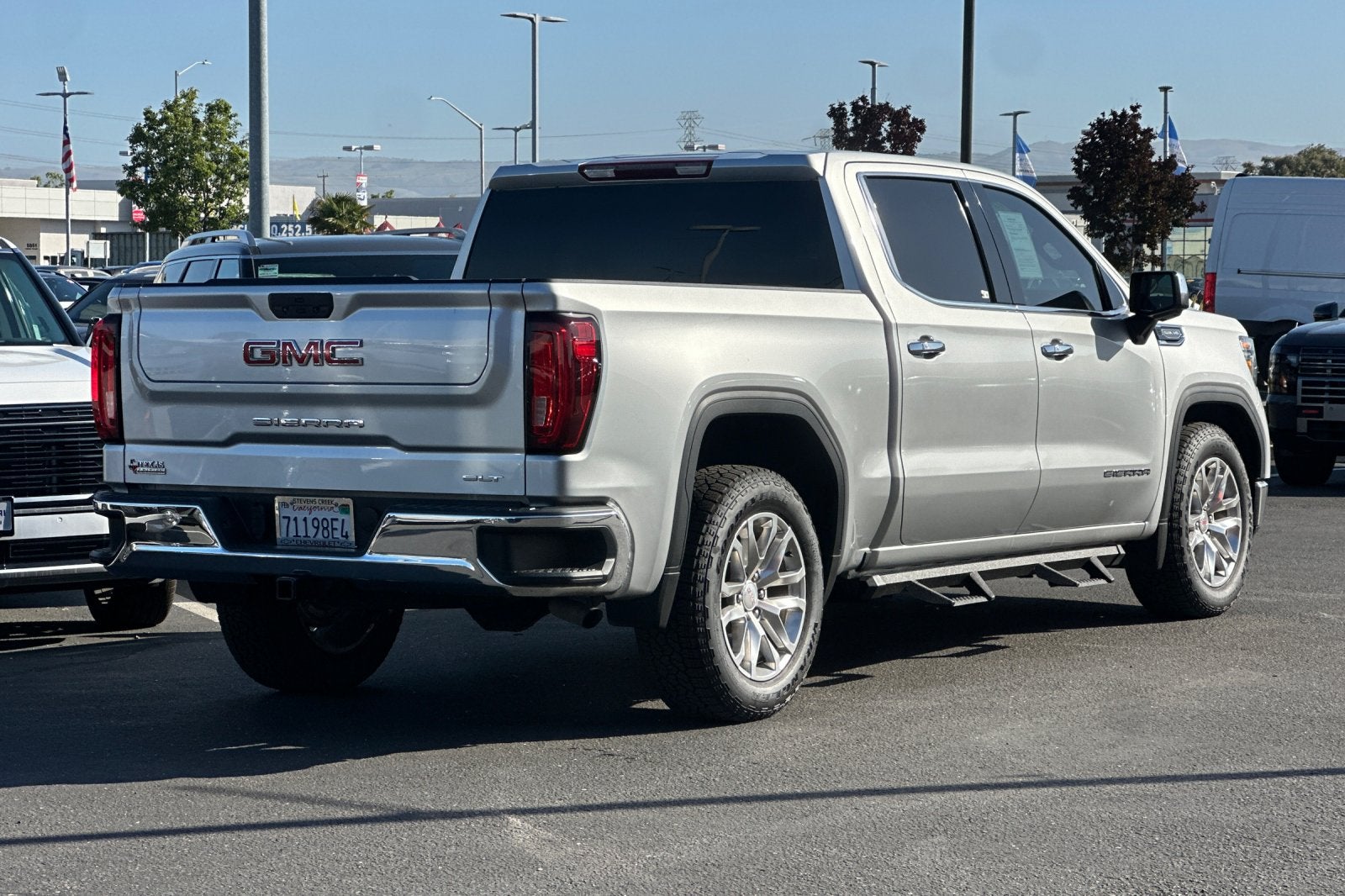2021 GMC Sierra 1500 SLT