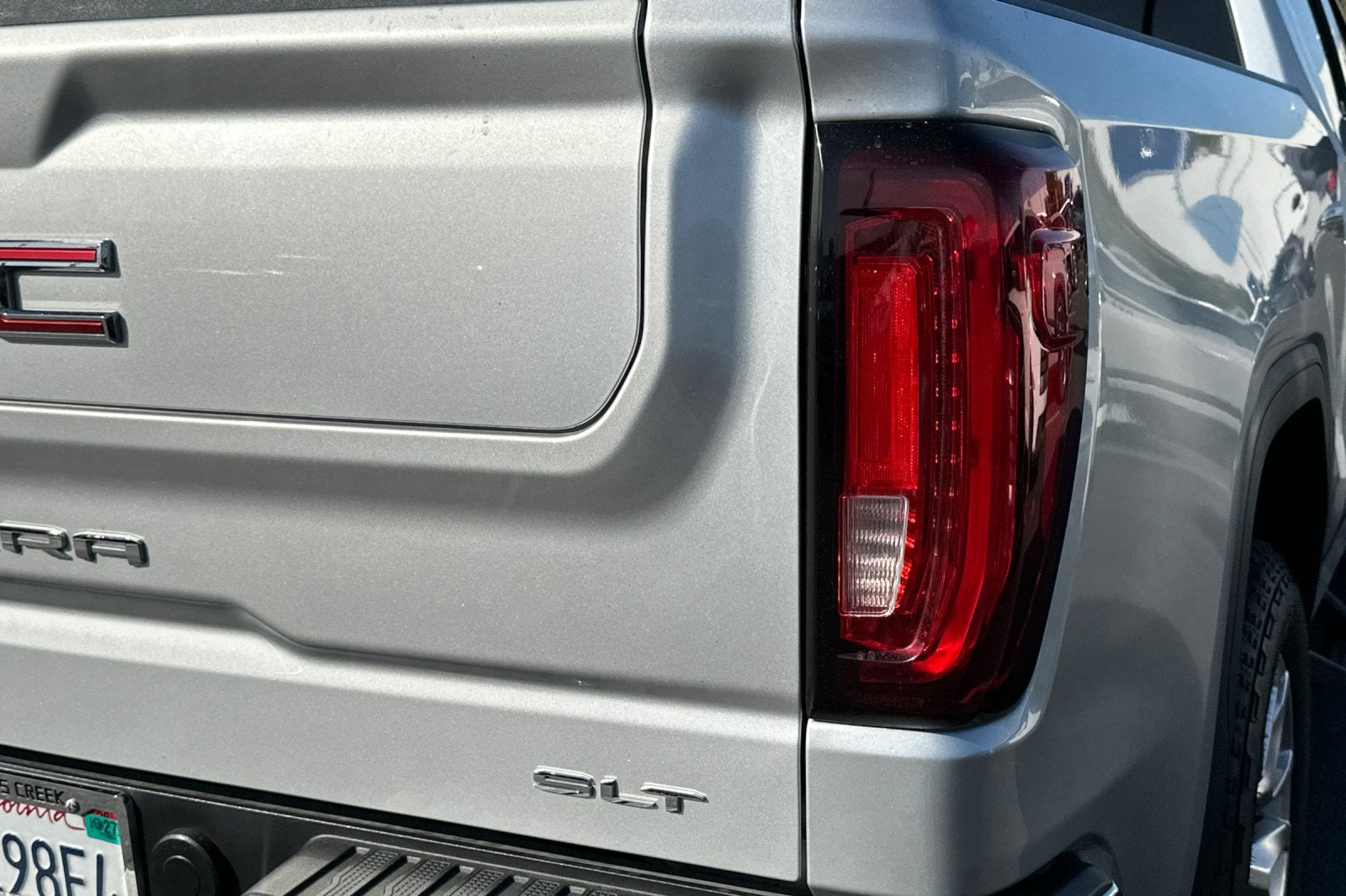 2021 GMC Sierra 1500 SLT