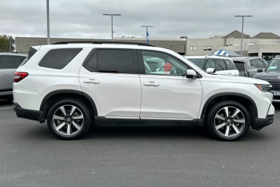 2024 Honda Pilot Touring