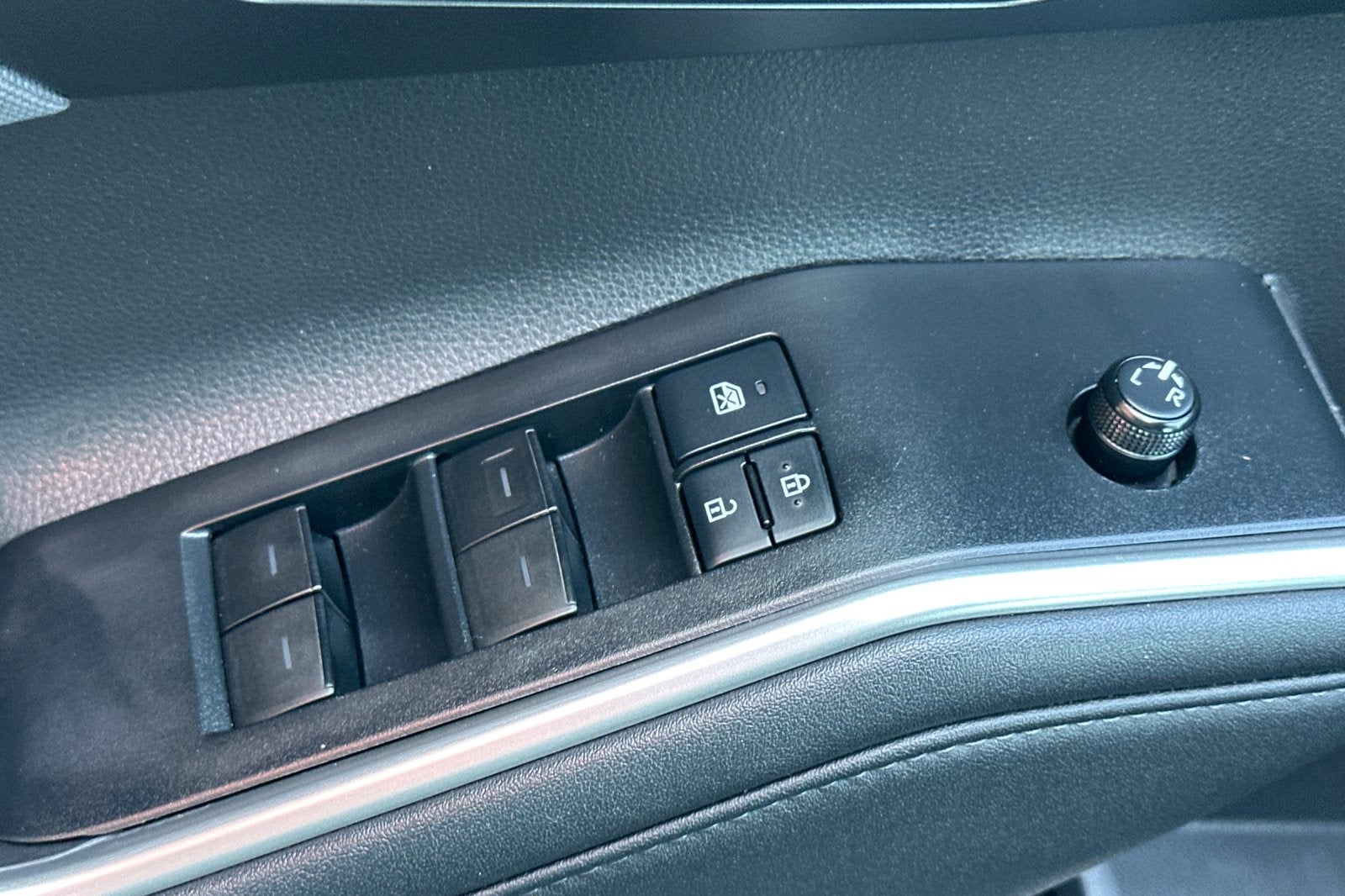 2021 Toyota Highlander Hybrid LE