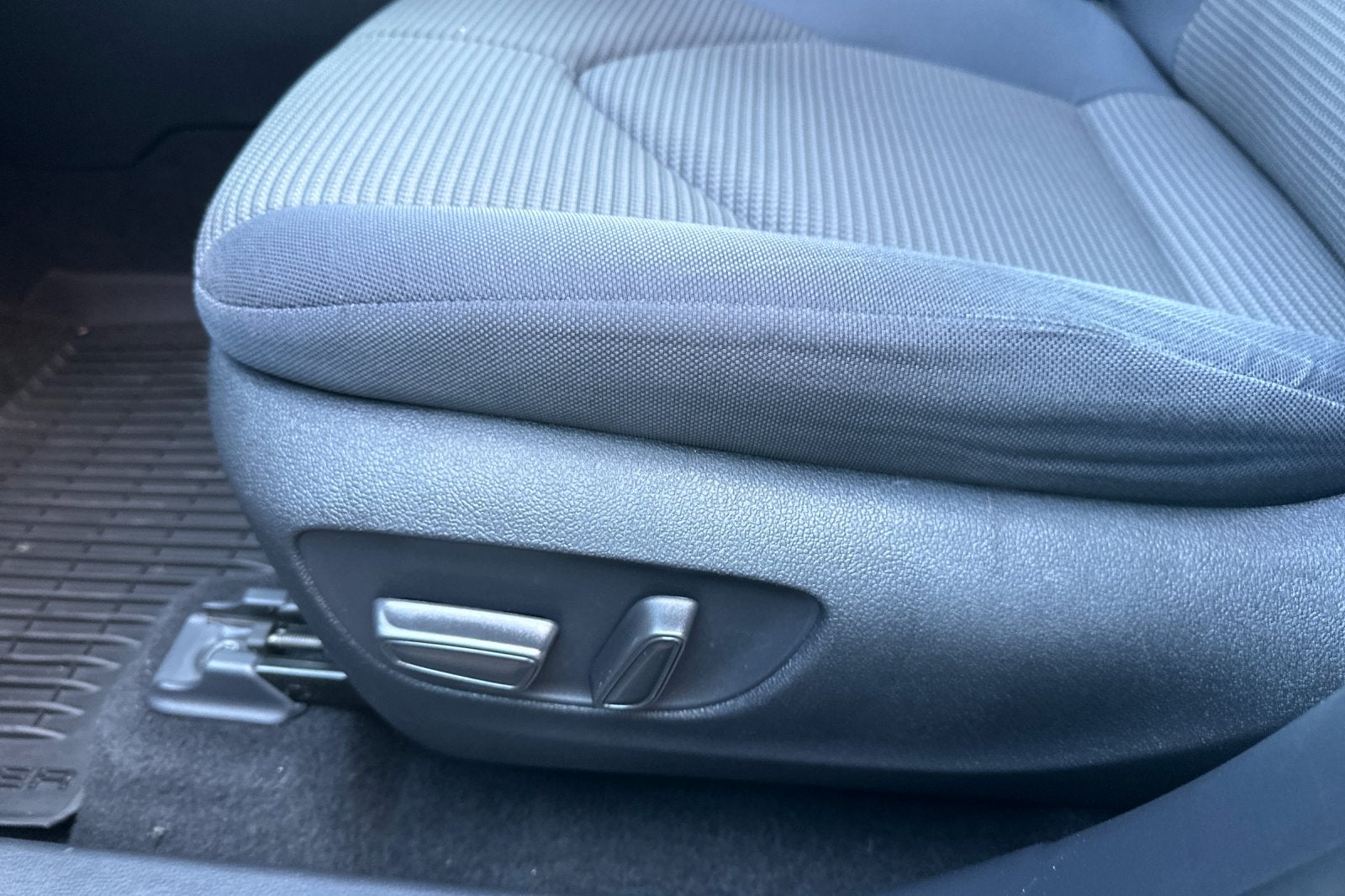 2021 Toyota Highlander Hybrid LE